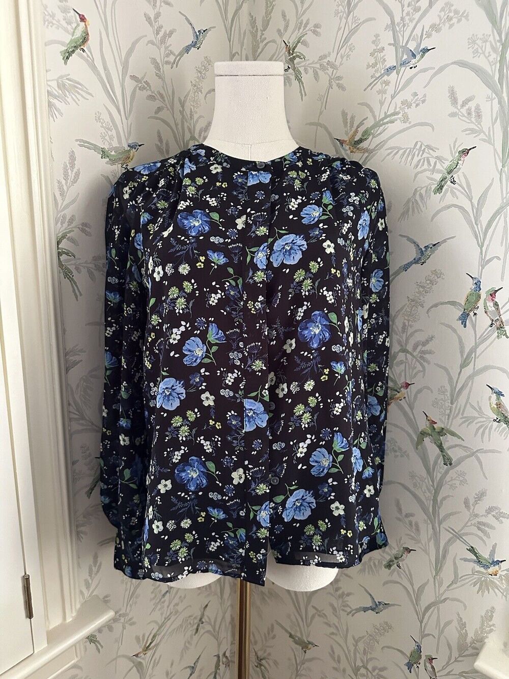 Banana Republic Essential Balloon Sleeve Top in Princess Stems size XS